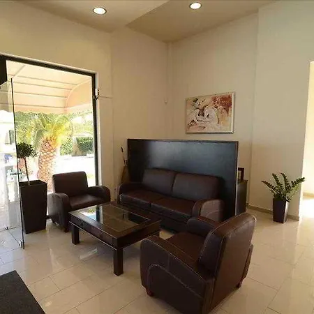 Konstantin Beach Закинтос