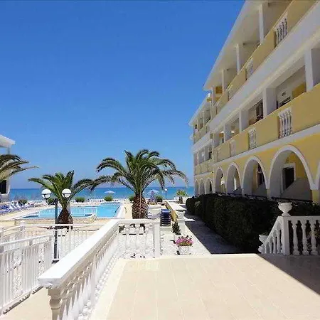 Konstantin Beach 3*